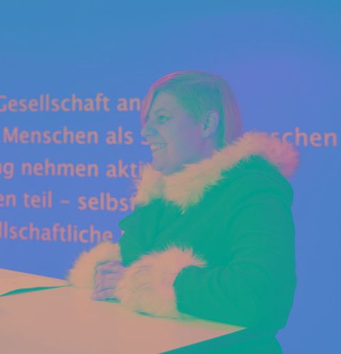 Beratungssituation mit Mann und Frau