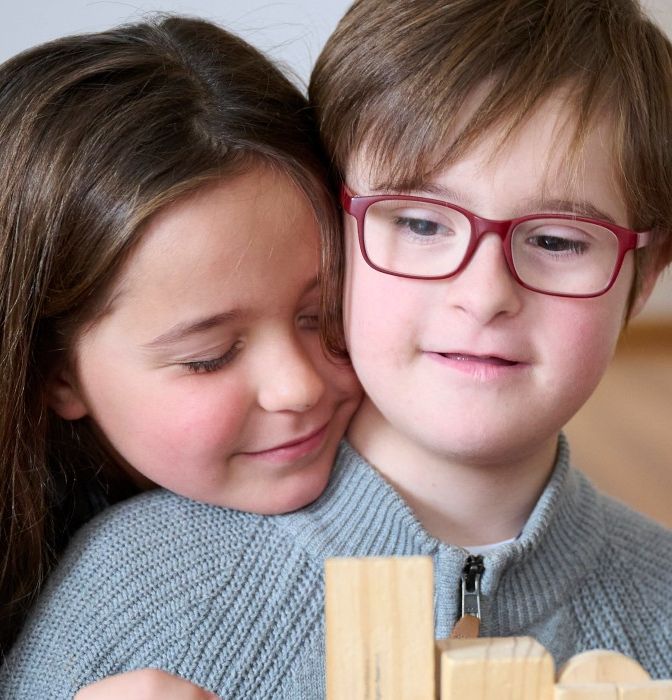 Juan Francisco (9 anni) e la sorella Emilia (7 anni) sono una squadra imbattibile.