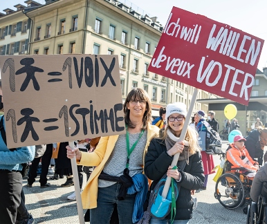 Demonstration_Stimmrecht_fuer_alle_Menschen_mit_Behinderungen.jpg